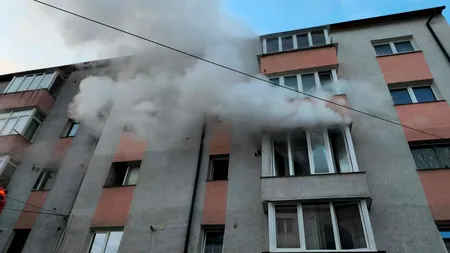 Un incendiu a izbucnit în Rădăuți, în dimineața primei zile de Paște. Ar fi pornit de la o candelă aprinsă