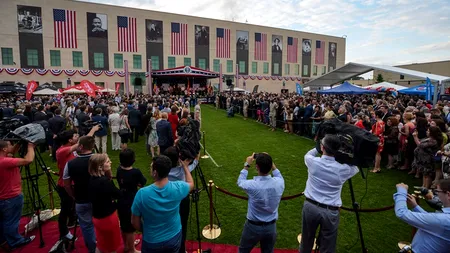 Mare surpriză la recepția de Ziua Americii: cu cine a venit Vasile Blaga la Ambasadă