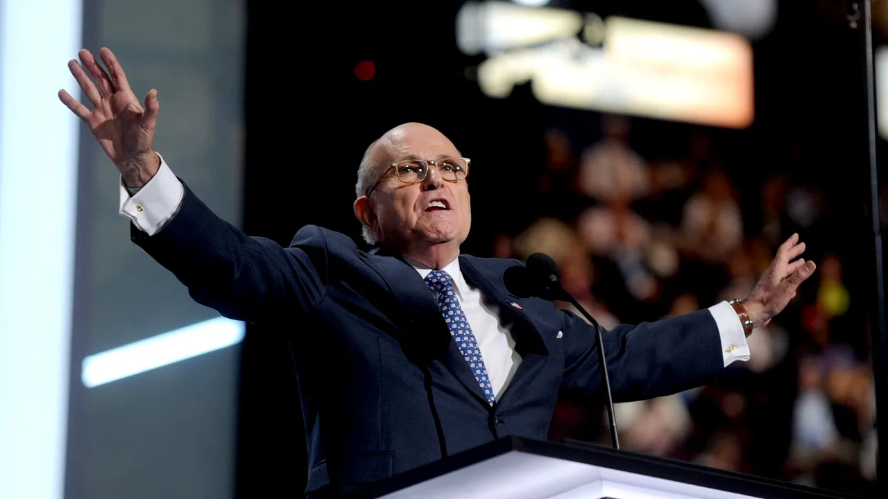 Liderii republicanilor se implică în strategia de campanie a lui Trump. Rudolph Giuliani anunță schimbări