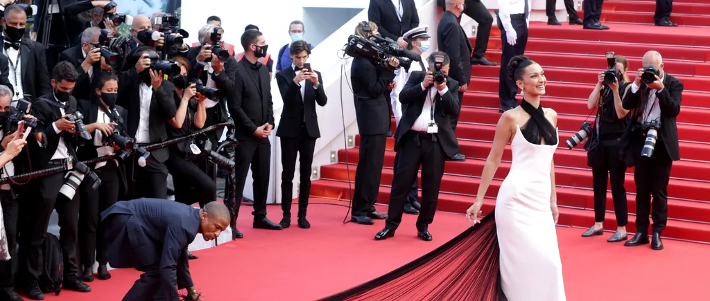 VIDEO - FOTO | Festivalul de la Cannes. Imagini superbe, de lungmetraj, transmise de la ceremonia de deschidere de regizorul-fotograf Cristian Radu Nema