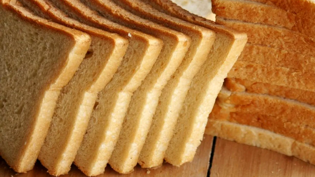 Dezavantajul pâinii feliate. Te vei gândi de două ori înainte de a o pune în coș