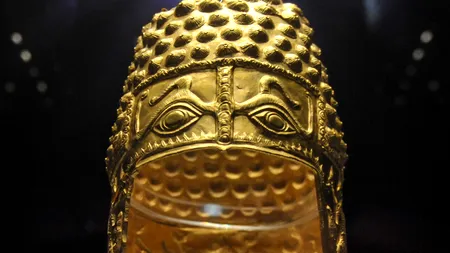 Rămasă fără tezaurul DACIC, România ar putea încasa despăgubiri considerabile de la Țările de Jos. Bijuteriile și coiful erau asigurate