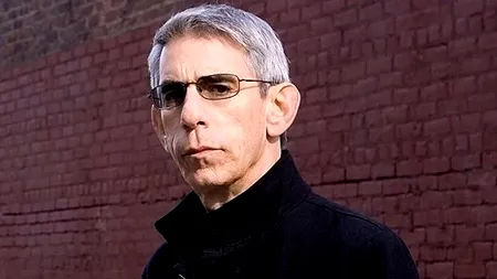 A murit Richard Belzer, actorul care a interpretat rolul detectivului Munch din serialul „Law and Order”. Avea 78 de ani