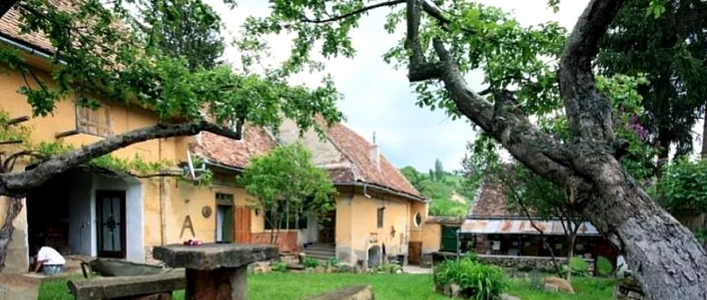 Un sas s-a întors în Sibiu după mai mulți ani în Germania. Ce a reușit să facă într-un sat este extraordinar 