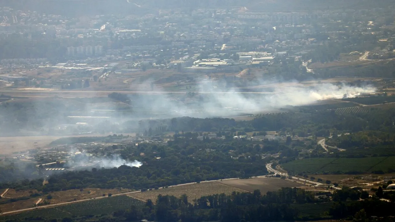 Civil israelian, ucis într-un atac cu rachete lansat din Liban /HEZBOLLAH amenință cu invadarea nordului Israelului