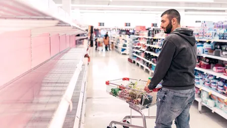 STUDIU | Top trei temeri ale românilor în vreme de pandemie de COVID-19. Pe ce loc se află temerea de a nu mai găsi mâncare