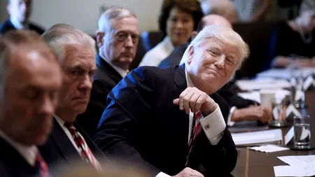 Echipa lui Donald Trump, avertizată de Justiție să păstreze documentația relevantă pentru anchetă