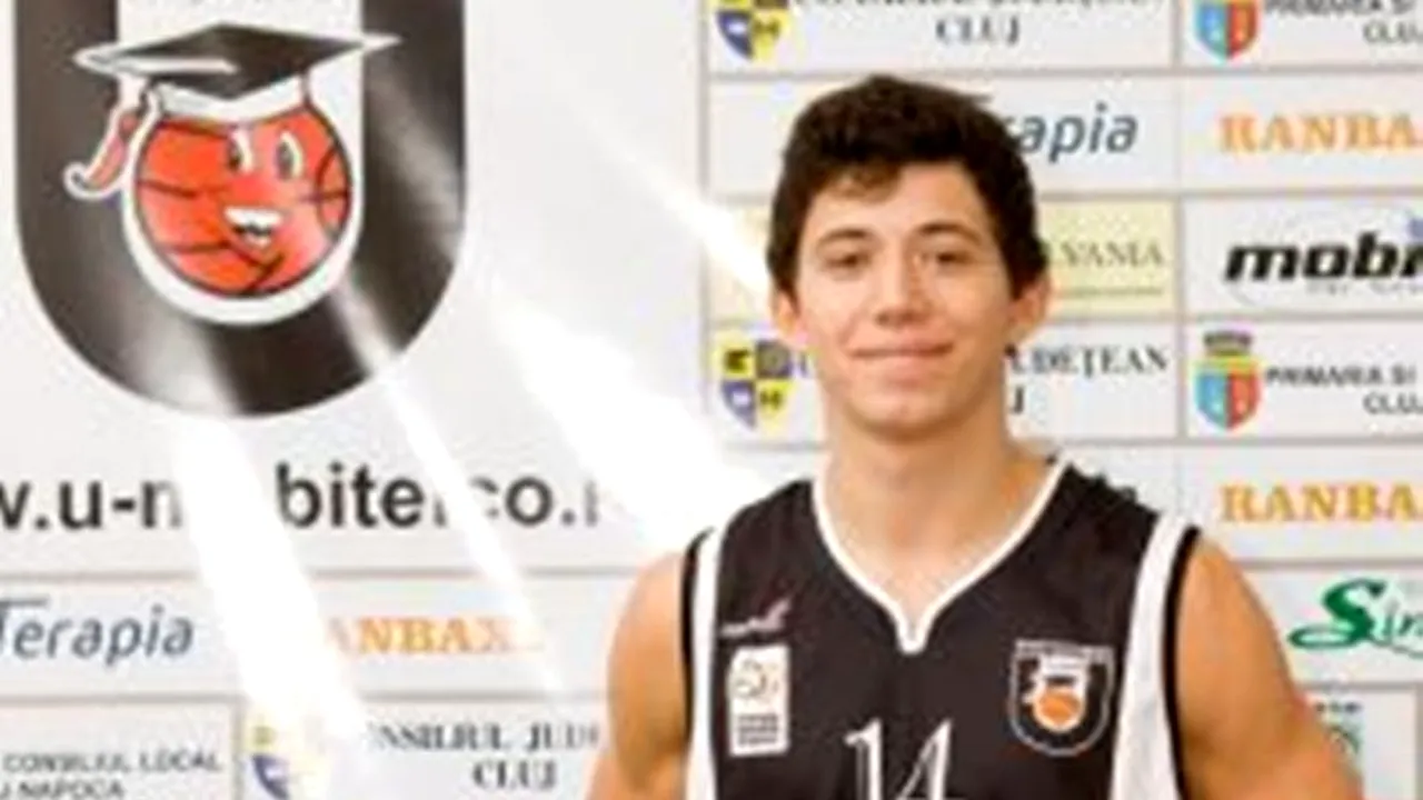 Baschetbalist de la Cluj, premiat pentru crearea unui robot ce face sandwich-uri