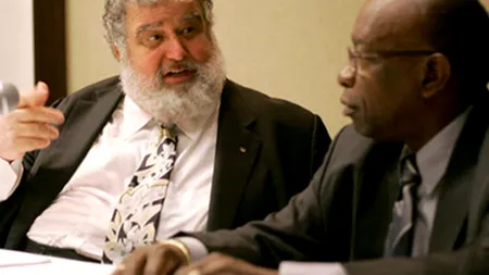 Doi actori de Oscar de la Hollywood vor să realizeze un film despre scandalul de corupție de la FIFA