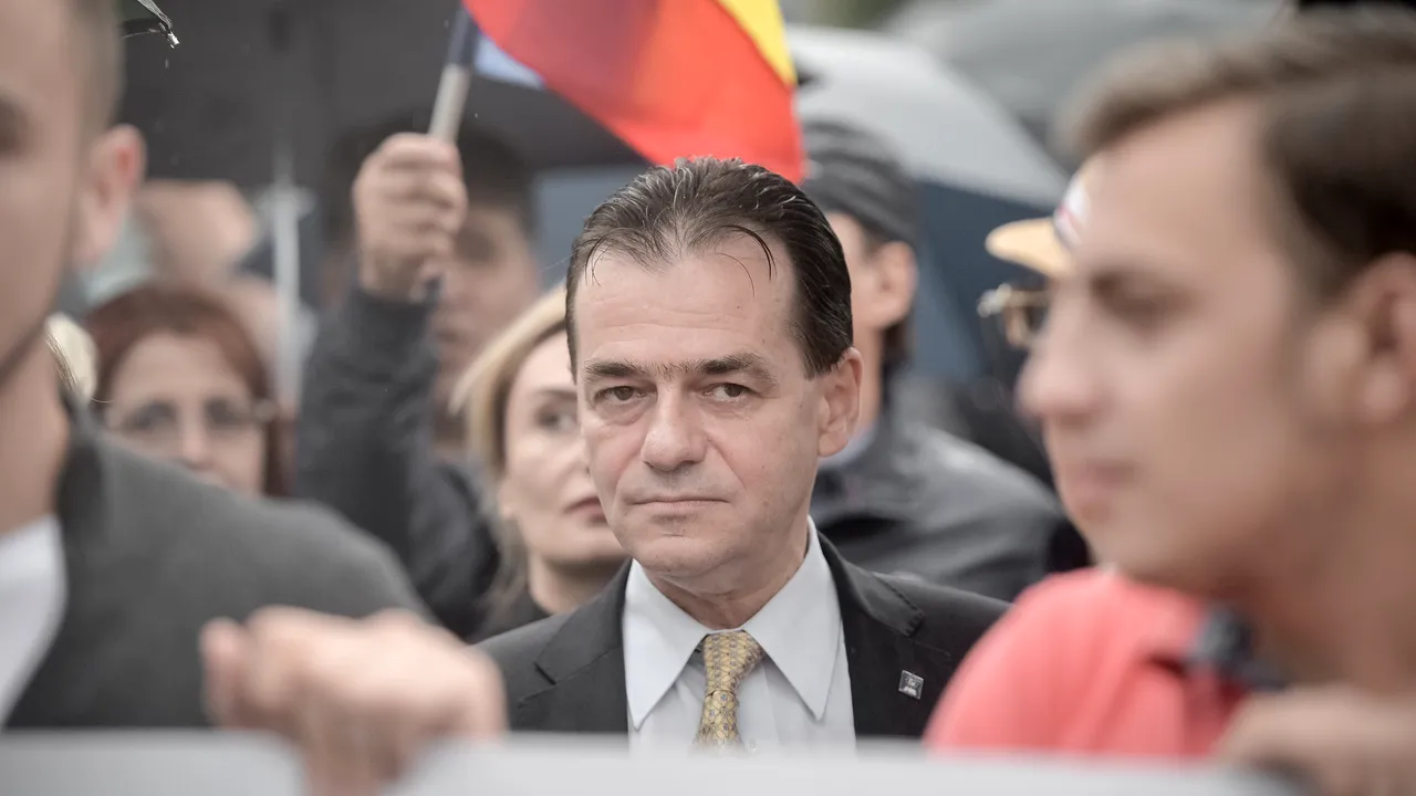 CATARAMĂ vs ORBAN. Lista pentru demiterea președintelui PNL CREȘTE
