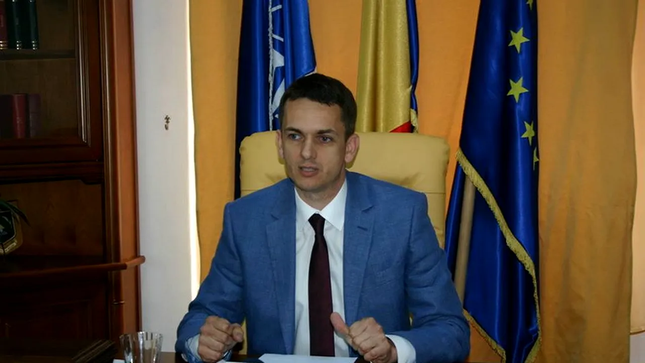 Akos Mora: Mă autosuspend din PNL, dar mandatul de senator merge mai departe