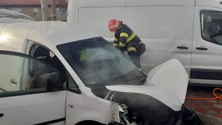 Două autoutilitare s-au ciocnit pe DN2, în comuna Coșereni din județul Ialomița. O persoană a murit și alte trei au fost rănite