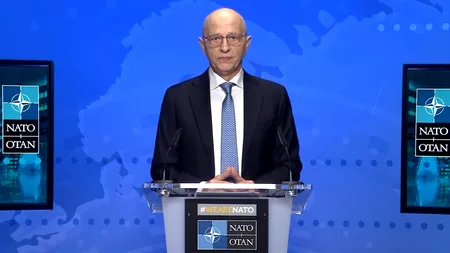 VIDEO | Mircea Geoană, către noii studenți: Noi, românii, avem ceva în plus față de celelalte popoare. / România se află astăzi într-o cursă pentru recuperarea timpului istoric pierdut