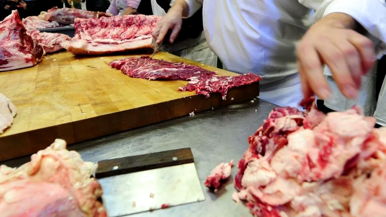Ministrul Agriculturii: Nu există niciun indiciu care să arate că din România carnea de cal ar fi plecat etichetată drept carne de vită