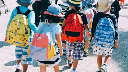 Părinții acuză personalul unei grădinițe că a mușamalizat cazurile de infectare cu Covid, după ce au aflat că angajații sunt contaminati cu SARS-CoV-2