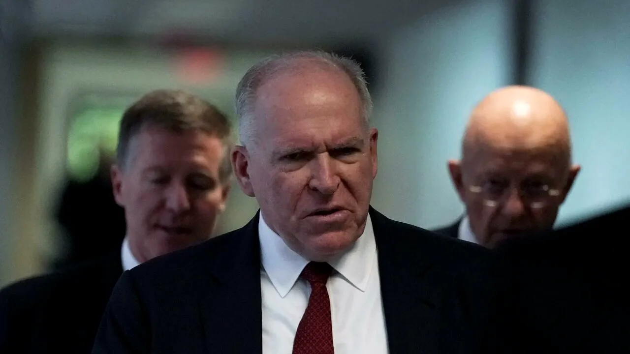 Fostul director CIA, John Brennan, „greul” care a declanșat povestea „interferenței ruse” în alegerile americane din 2016 împotriva lui Donald Trump, este dat pe mâna procurorilor. Ar fi mințit Congresul SUA! După Jim Comey, un alt mare inamic al lui Trump se prăbușește