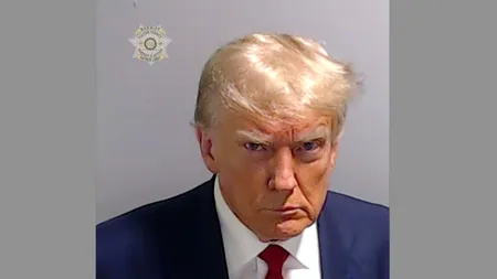 Donald Trump s-a predat. Fostul președinte american a primit număr de înregistrare pentru deținuți: ”Nu am greșit cu nimic și toată lumea știe asta”