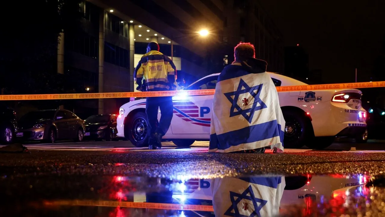 FBI a reținut un SUSPECT în cazul uciderii celor doi angajaţi de la Ambasada Israelului din Washington