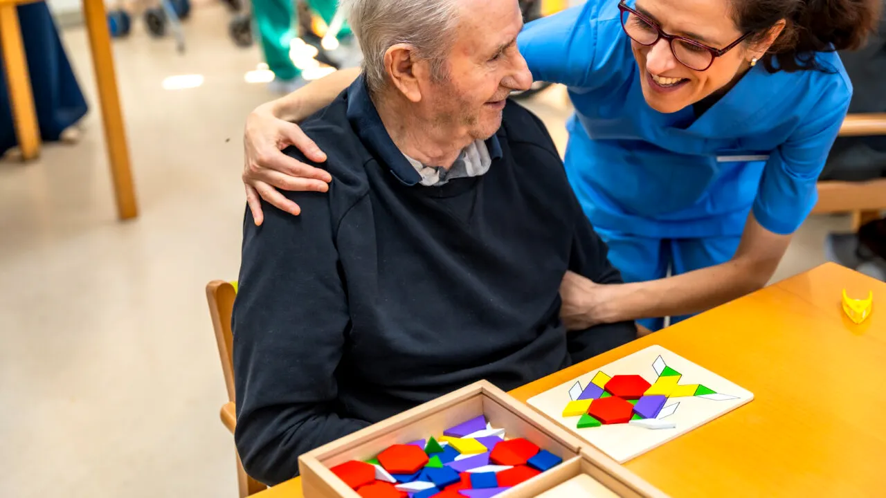 Testul de un minut care ar putea indica riscul de demență. Ai nevoie doar de hârtie și pix