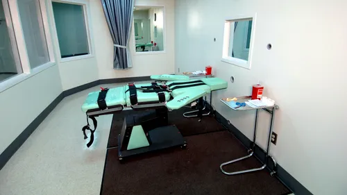 O premieră în penitenciarele din SUA: camerele de gazare pentru execuția condamnaților