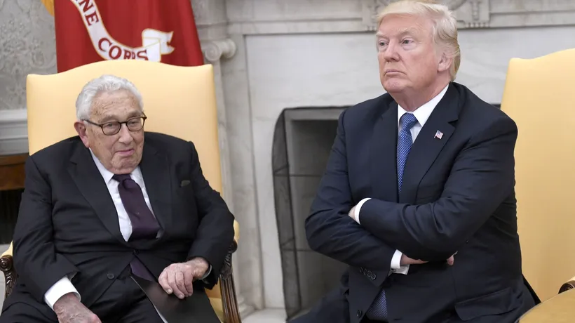 Încearcă Henry Kissinger să-l prezinte pe Trump ca pe un lider providențial?