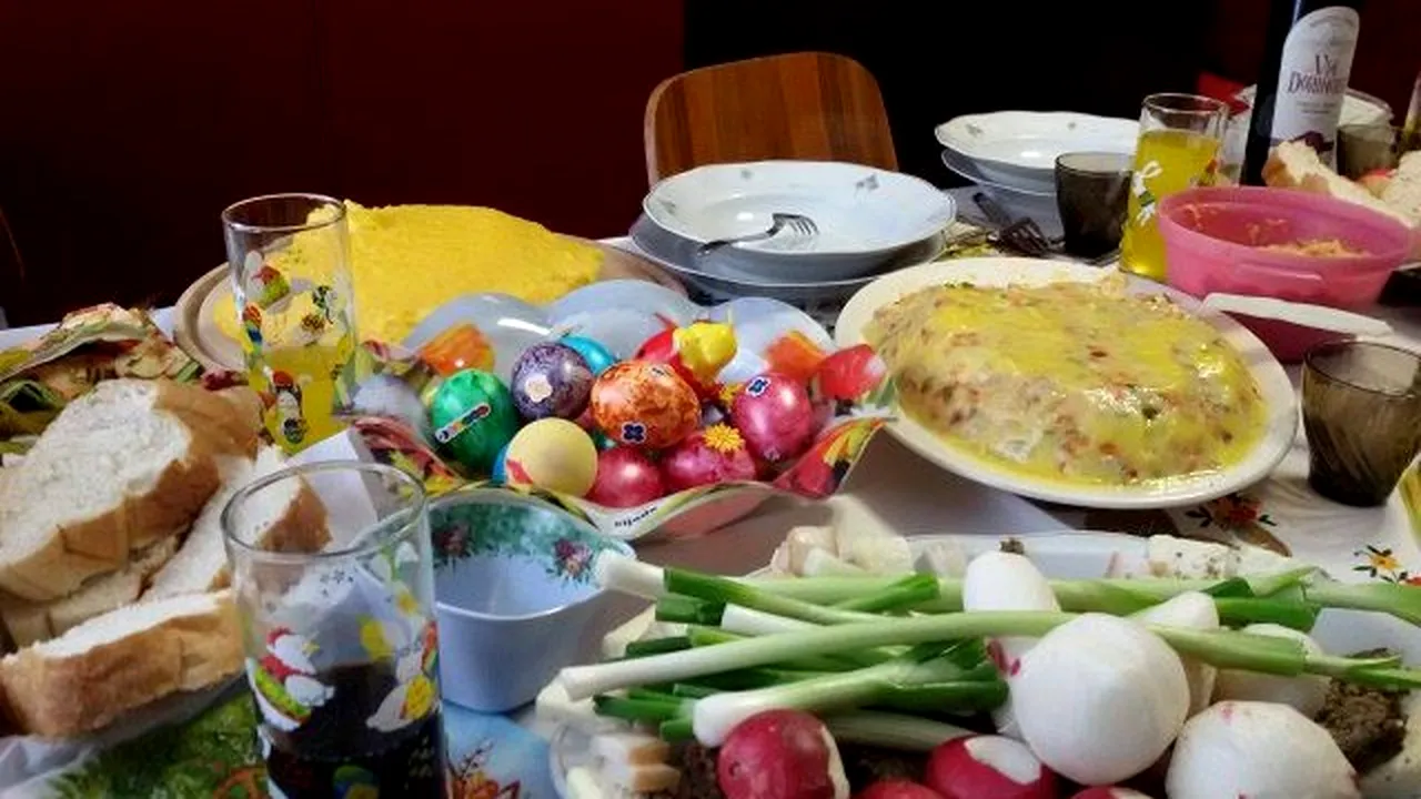 RĂSPUNSURI. Ce trebuie să scriem în declarație când mergem să le ducem alimente de Paște părinților. Jandarmeria Română vine cu explicații