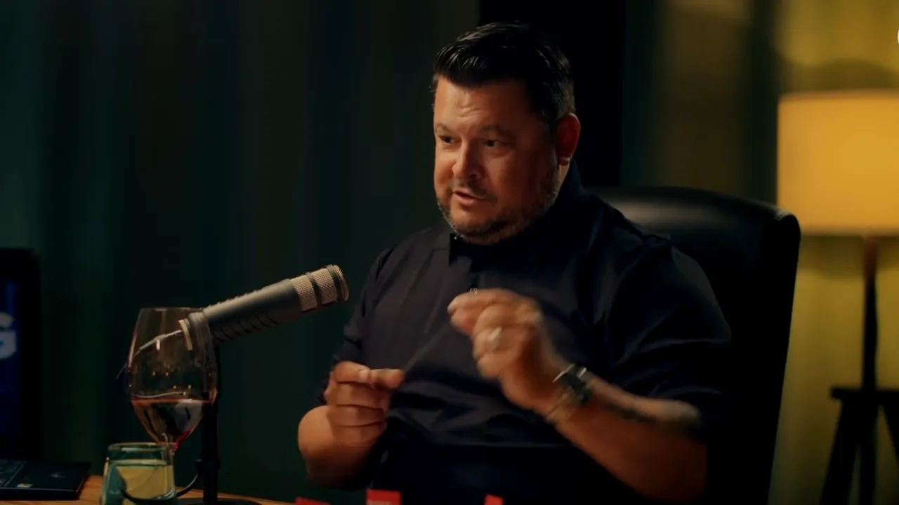 Ce VENITURI au Giani, Bobiță și Robi din Las Fierbinți, de fapt. Au dat lovitura și mulți „mor” de oftică!