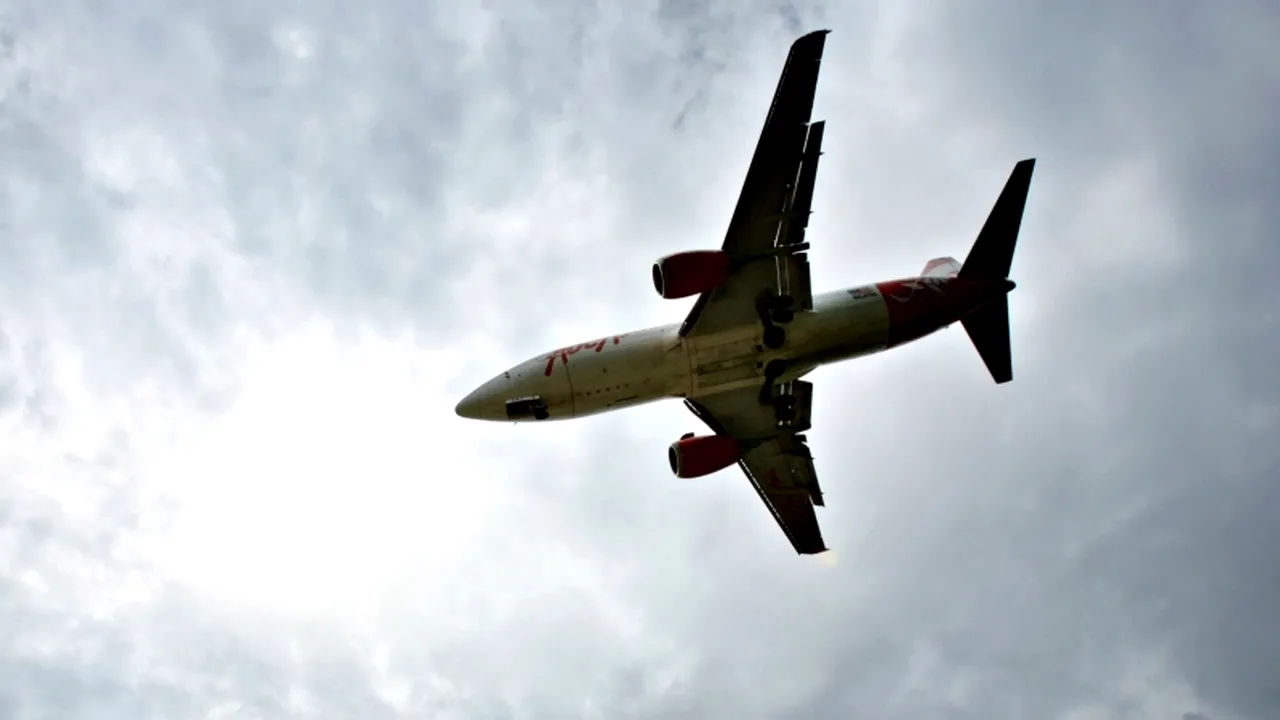 Două avioane de pasageri au aterizat în siguranță, în SUA, după alerte cu bombă false