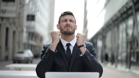 15.000 de euro, suma uriașă cu care se vinde o bancnotă veche românească pe internet. Tu o ai pe acasă?
