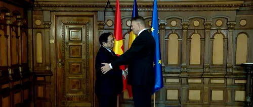 VIDEO | Klaus Iohannis, prima activitate publică, după o lună / Președintele l-a primit în vizită pe premierul Vietnamului