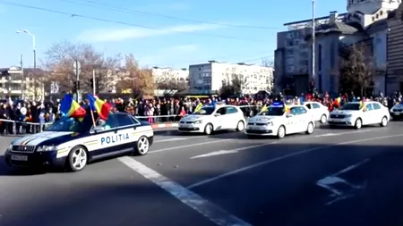 Ploieștenii AU RATAT parada militară de Ziua Națională: Astăzi e 1 DECEMBRIE, nu 1 APRILIE
