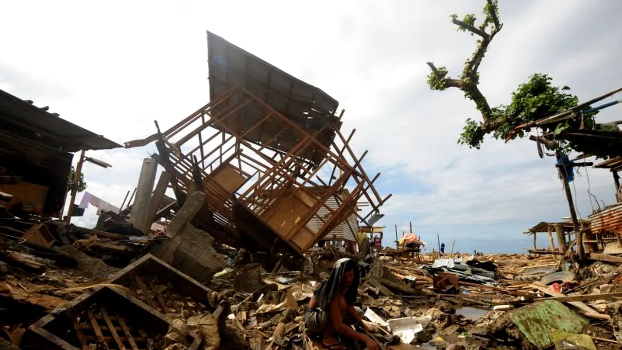 Furtuna tropicală Hagupit a făcut 27 de morți în Filipine