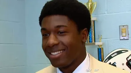 Un licean american în vârstă de 17 ani a fost admis la toate cele opt universități din Ivy League