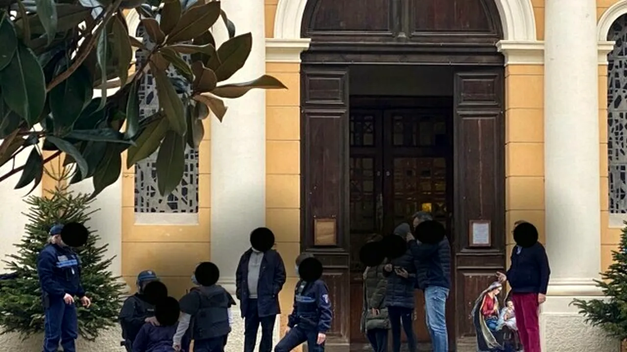 Un român beat a intrat cu mitraliera într-o biserică din Franța. Cum s-a scuzat în fața polițiștilor