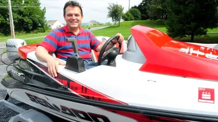 Ambasadorul român în SUA își aduce barca cu care se plimba pe lacul Potomac în România