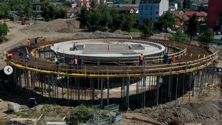 FOTO | Cum arată Parcul Feroviarilor din Cluj-Napoca. Pavilionul multifuncțional, o premieră pentru parcurile din municipiu