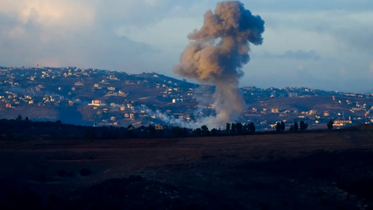 Zeci de raiduri aeriene ale forțelor israeliene împotriva unor zone din sudul Libanului