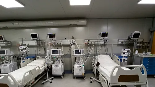 Bolnavii de Covid internați la Spitalul din Lețcani sunt mutați, din cauza frigului. Reacția DSP Iași