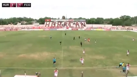 Scene șocante în Argentina. Un antrenor de fotbal a fost împușcat în timpul unui meci (VIDEO)