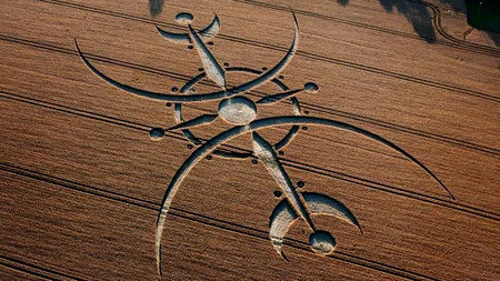 „Arme Născute din Foc”, „OZN: Dosare secrete” și „Extratereștri Antici”, în august, la HISTORY Channel