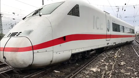 Un tren de mare viteză a deraiat în vestul Germaniei. Poliția nu exclude niciun scenariu