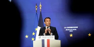 <span style='background-color: #0e15d6; color: #fff; ' class='highlight text-uppercase'>ANALIZĂ</span> Le Monde: Influența Franței pierde viteză pe scena europeană /Poziția Parisului este FRAGILĂ în cadrul UE