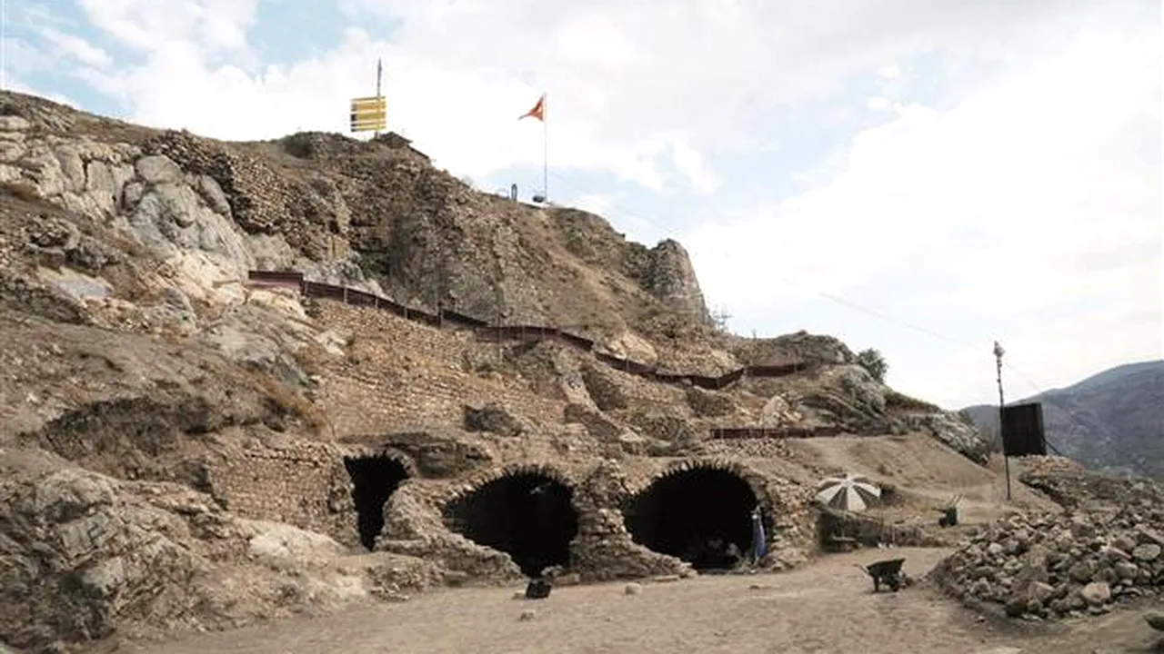 Descoperire IMPRESIONANTĂ a arheologilor turci: unde au găsit temnița în care a fost încarcerat Vlad Țepeș