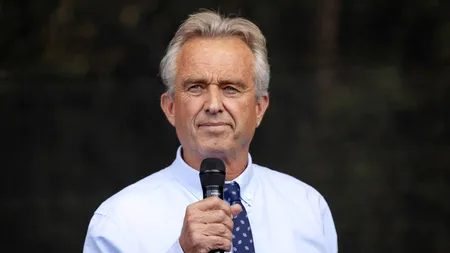 Robert F. Kennedy nu mai vine în România! Politicianul urma să lanseze o carte despre PANDEMIE, prefațată de Călin Georgescu