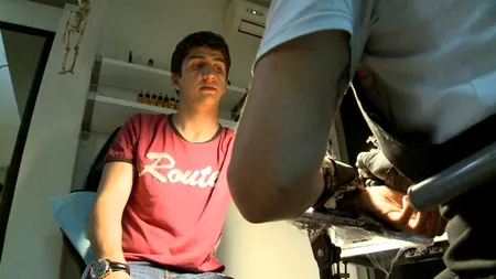 Câștigătorul MasterChef, Petru Buiuca, și-a tatuat pe mână numărul de înscriere în concurs