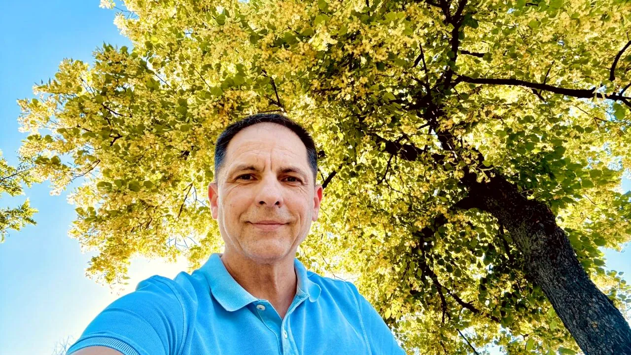 FOTO / De ce preferă Dan Negru LITORALUL românesc. ”Nu-mi amintesc să existe vreun an în care să nu fi ajuns la Marea Neagră”