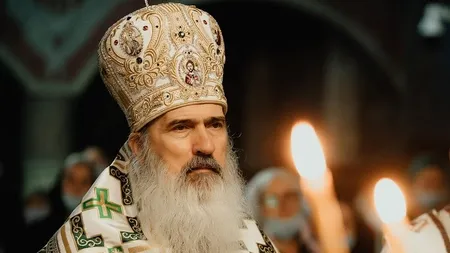 Discuții în contradictoriu între înalții ierarhi ai BOR pe marginea Tainei Sfântului Botez. Sinodul va tranșa „meciul” Teodosie - Calinic