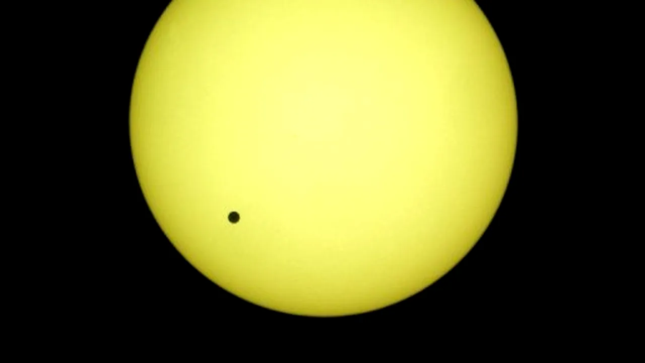 Venus trece prin fața Soarelui: o ocazie rară de a verifica tehnicile de observare a exoplanetelor