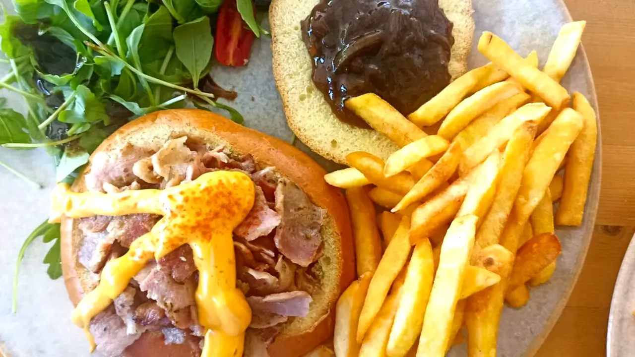 Româncă, supărată foc după vacanța în Thassos: 