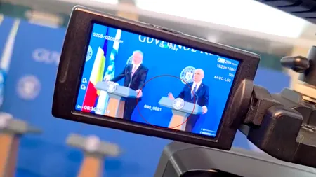 Moment stânjenitor la Palatul Victoria. Ilie Bolojan le-a făcut semn jurnaliștilor să nu mai pună întrebări la evenimentul cu șeful OCDE